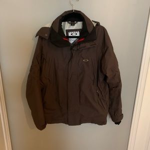 Oakley Icon mens loose fit snowboard/ski jacket. Size S